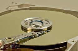 Eligiendo un disco duro I – HDD versus SDD